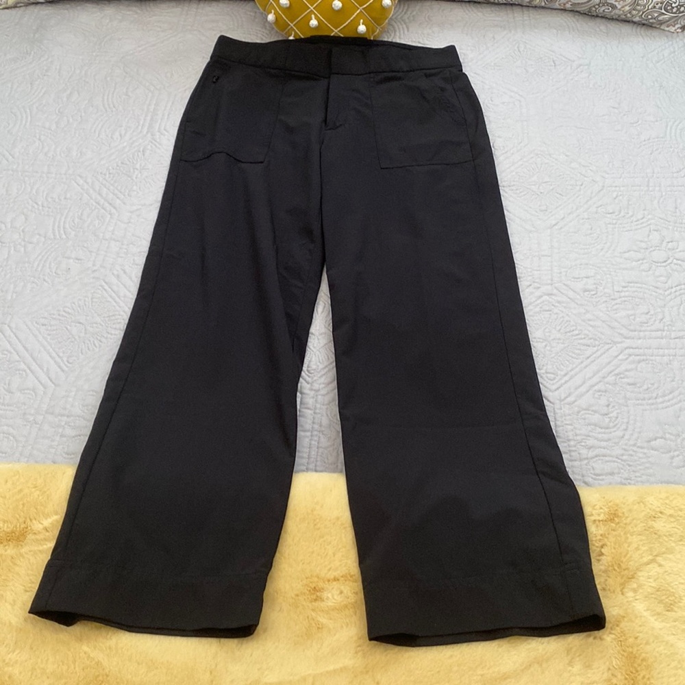 Athleta Tribeca capri pants